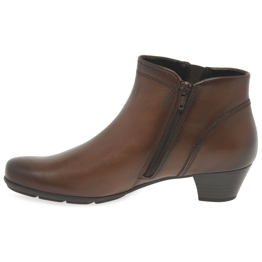 Gabor Heritage 55.638.24 Brown