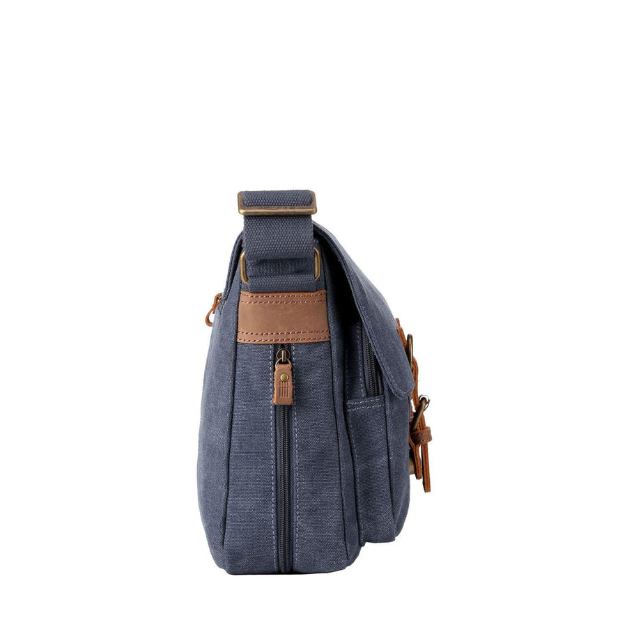 Troop London TRP0210 Classic Messenger Bag in Blue